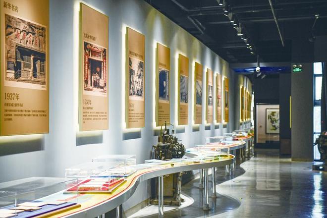 世代！上海让古老技艺“活”起来瓦力棋牌游戏传统印刷“硬控”Z(图6)